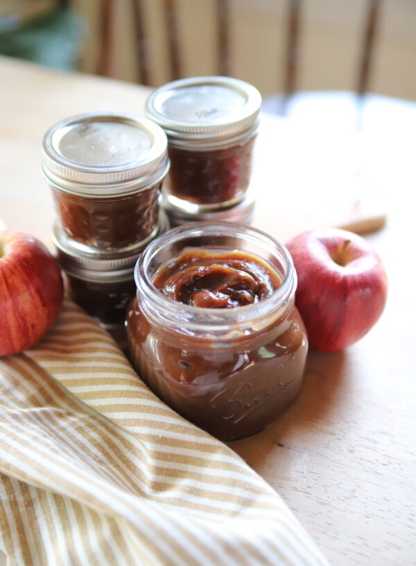 Simple Homemade Apple Butter