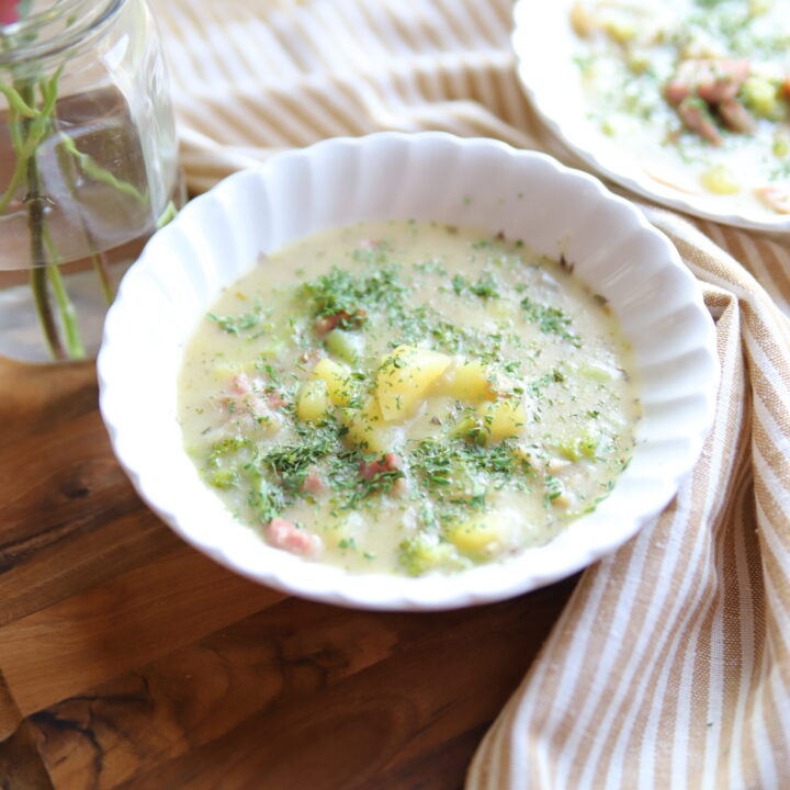 Hearty Ham, Potato, & Broccoli Soup